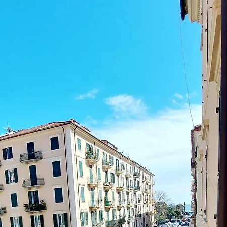 Ca' Mariuccia. A Un Passo Dal Mare * Savona