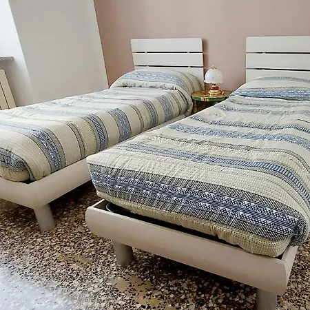 Ca' Mariuccia. A Un Passo Dal Mare